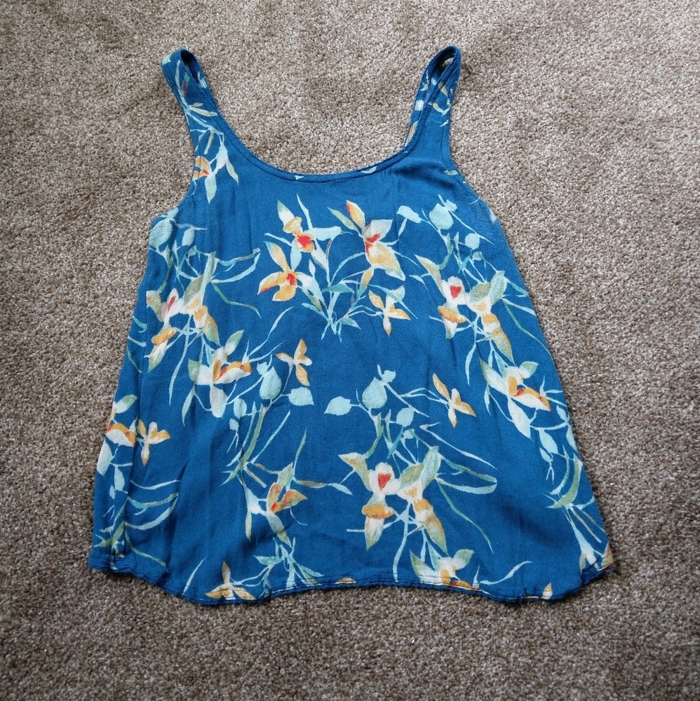 Flowery Tank